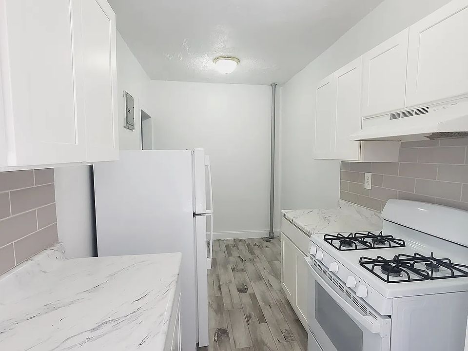 1st image of 735 Walton Ave APT B9