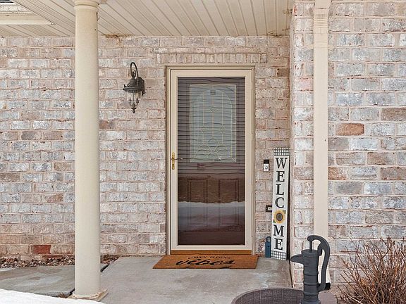 3rd image of 1124 Heyerdahl Hts