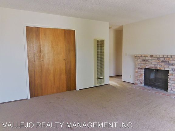 3rd image of 765 Pope Dr APT D