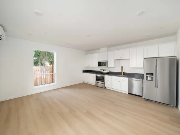 6063 NE Simpson St #7, Portland, OR 97218