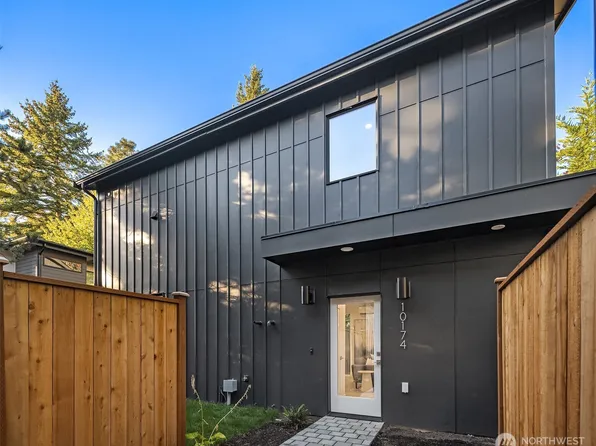 10174 NE 113th Place, Kirkland, WA 98033