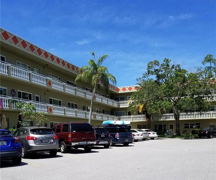 1st image of 2426 Ecuadorian Way APT 22