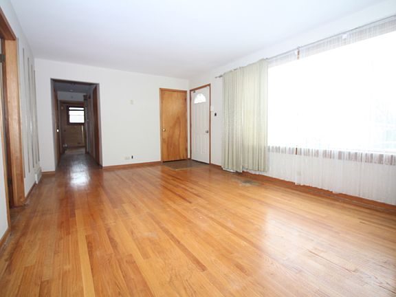 4th image of 2531 Nona St