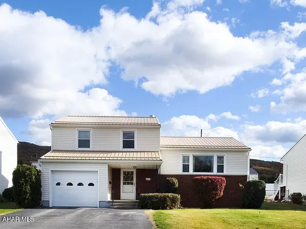 1215 Madison Ave, Altoona, PA 16602