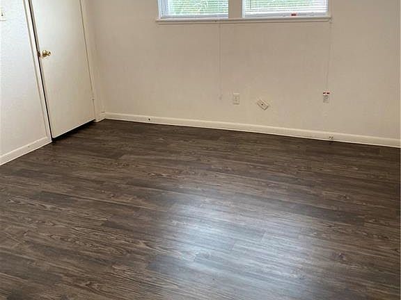 5th image of 3617 Crestbrook Ct APT 4