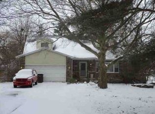 310 Leland Pl, Lansing, MI 48917