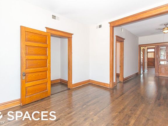 3rd image of 2523 N California Ave #Unt1