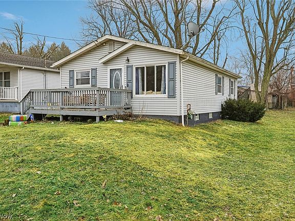 5th image of 2688 Meadow Dr