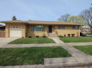 500 Peterson Ave, Park Ridge, IL 60068