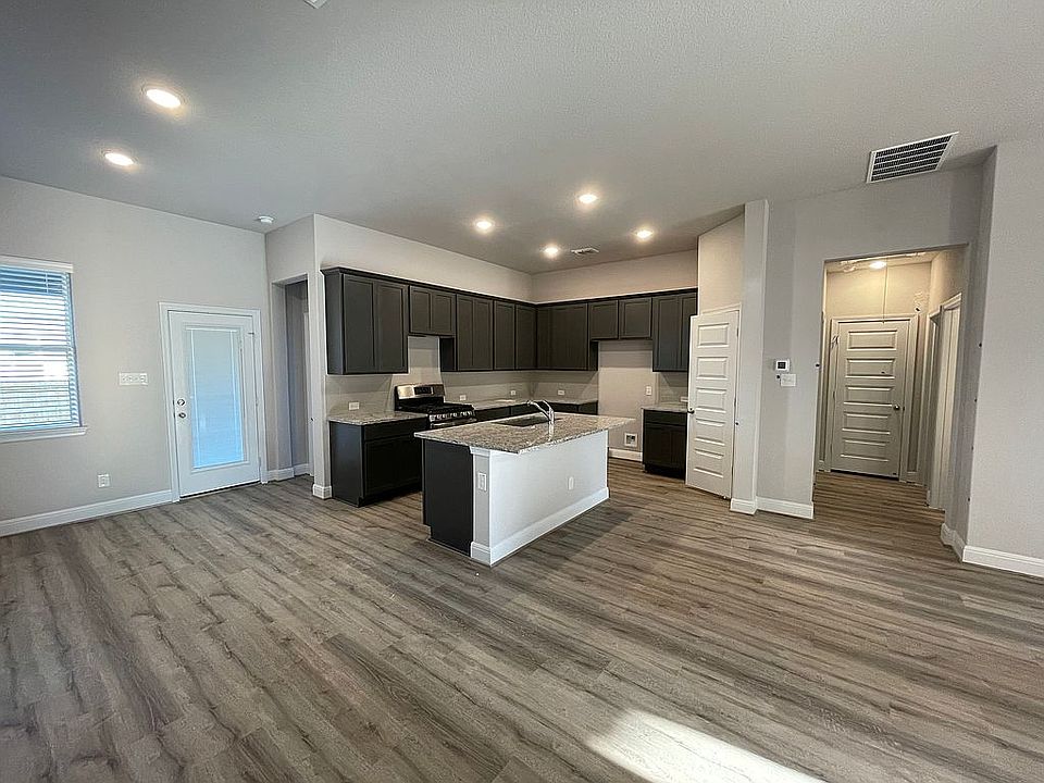 1st image of 8030 Dovers Den