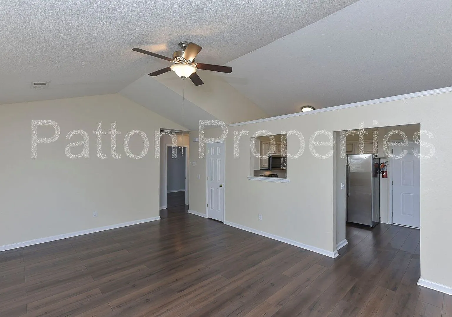 Legend Oaks Home — Photo 2
