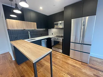 Rented by Tapiro Realty