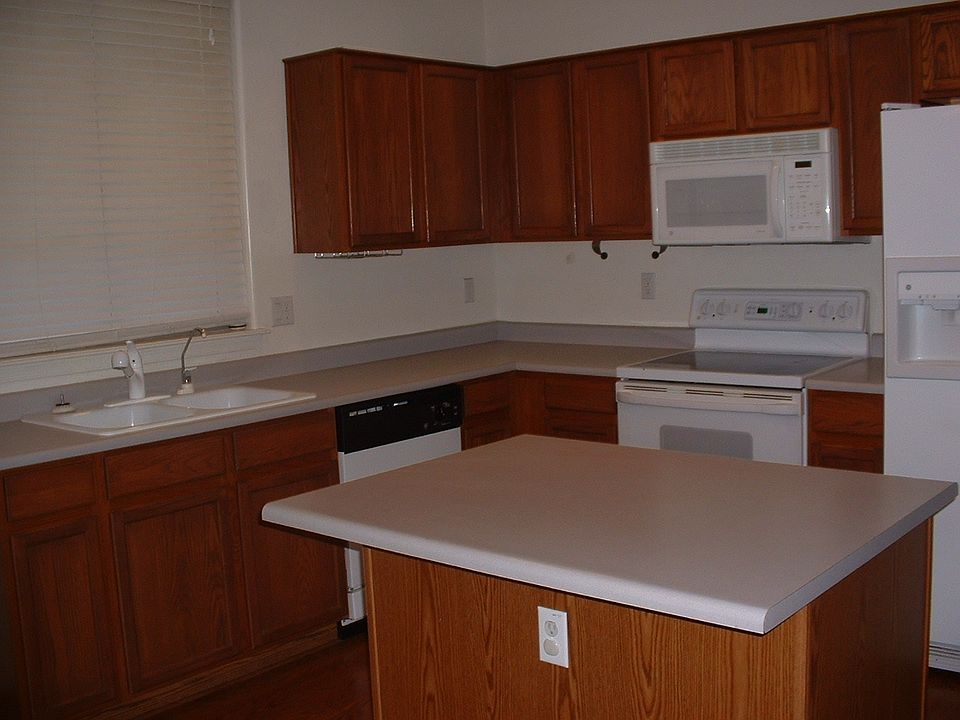 2nd image of 5195 S Eileen Dr