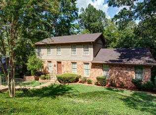 3215 Foxcroft Rd, Little Rock, AR 72227