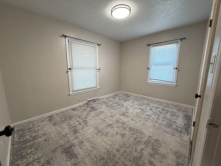 1125 Sheffield Dr — Photo 16