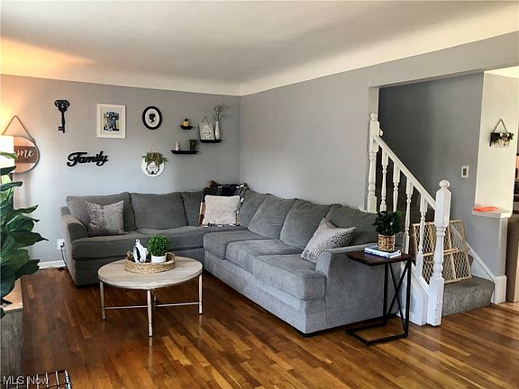 2nd image of 30410 Harrison St