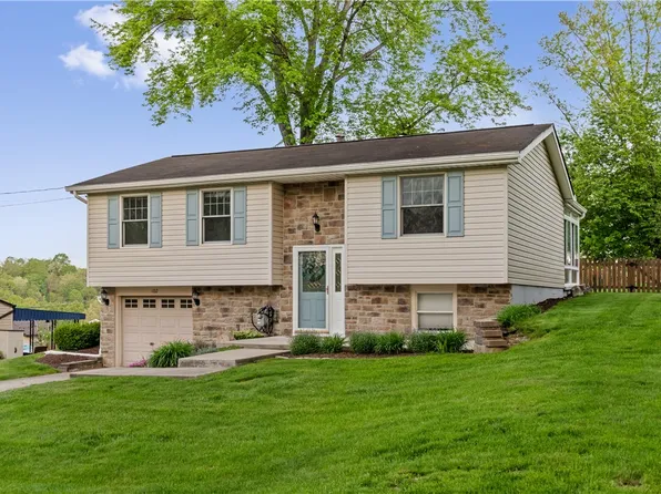 102 Merriwood Dr, Oakdale, PA 15071