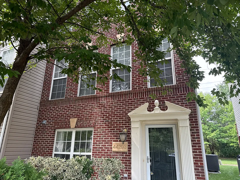 44293 Suscon Sq
