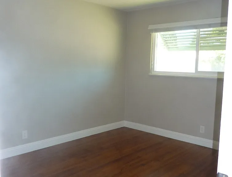 2637 Cordova Ln — Photo 12