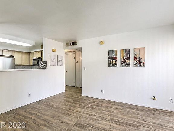 4th image of 3038 Casey Dr Unit 203