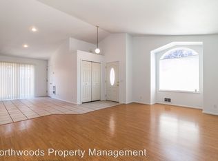 873 57th St, Springfield, OR 97478