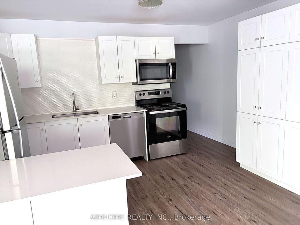 1st image of 109 Westmount Rd N