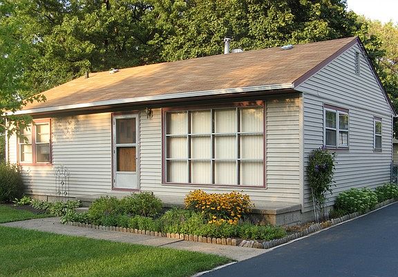 2nd image of 7959 Lavergne Ave