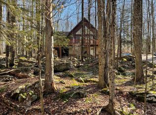 124 Lake Rd, Lake Ariel, PA 18436