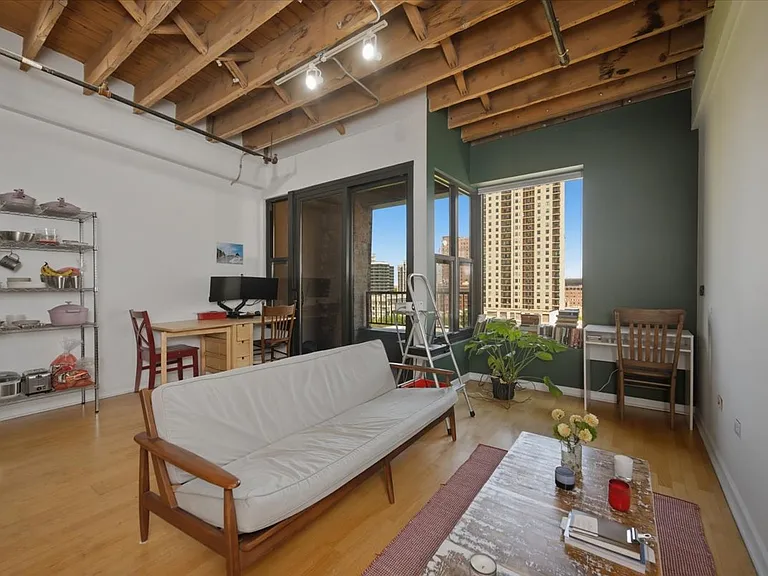 1503 S State St #812 — Photo 3