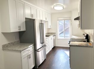 1417 9th St APT C, Alameda, CA 94501