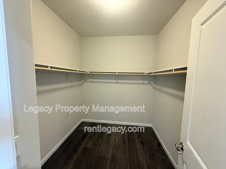 4426 Dry Creek Rd — Photo 18