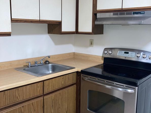 3 Bear Hill Rd APT 3