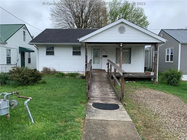908 Meadow Dr, South Charleston, WV 25309