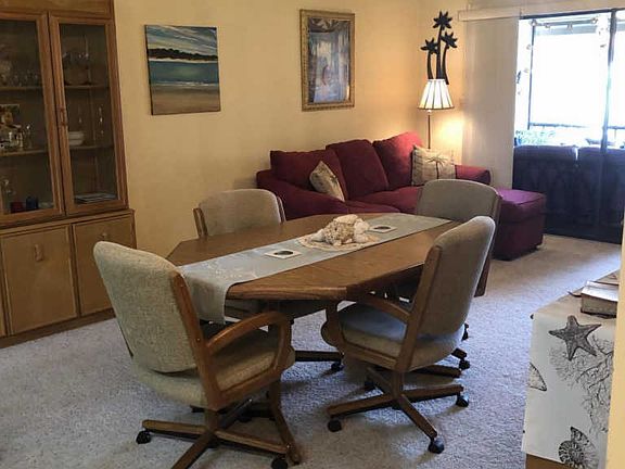 5th image of 1041 Country Club Dr #426