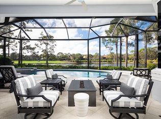 948 Barcarmil Way, Naples, FL 34110