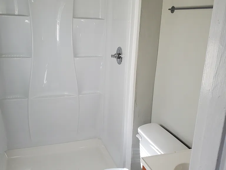 108 Lancelot Ct — Photo 21