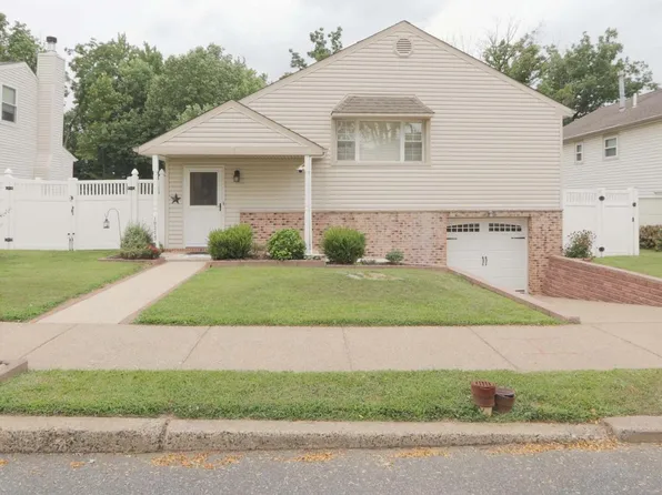 15234 Bernita Dr, Philadelphia, PA 19116