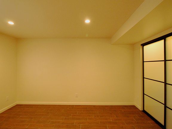 4th image of 726 Gladys Ave