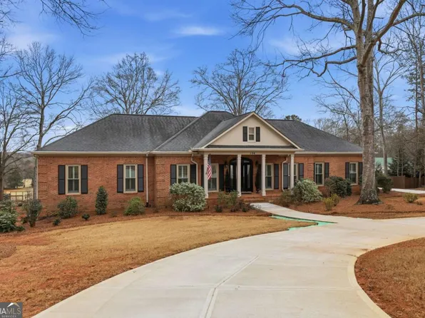 136 Deerhollow Rd, Bogart, GA 30622