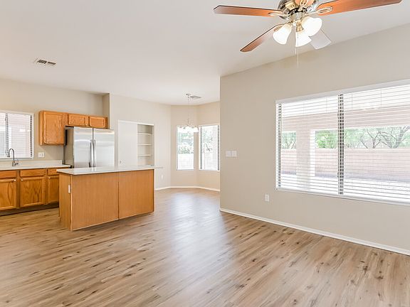 4th image of 388 E Camino Limon Verde