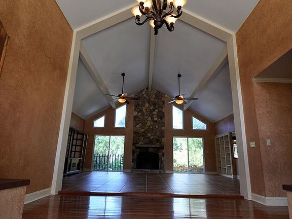 Front Entry & Lving Room