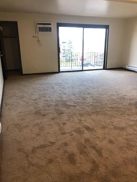 2 bed, 950 sqft, $1,500 — Photo 2