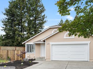 7404 Mitchell Dr, Rohnert Park, CA 94928