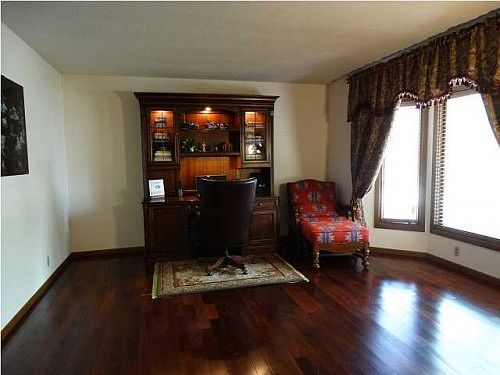 3rd image of 7205 E Ayesbury St