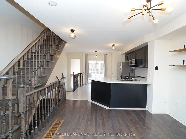 43 Odoardo Di Santo Cir — Photo 11