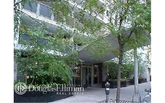 Sold by Douglas Elliman | media 18
