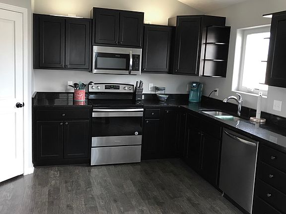 2nd image of 7833 Yankee Woods Dr
