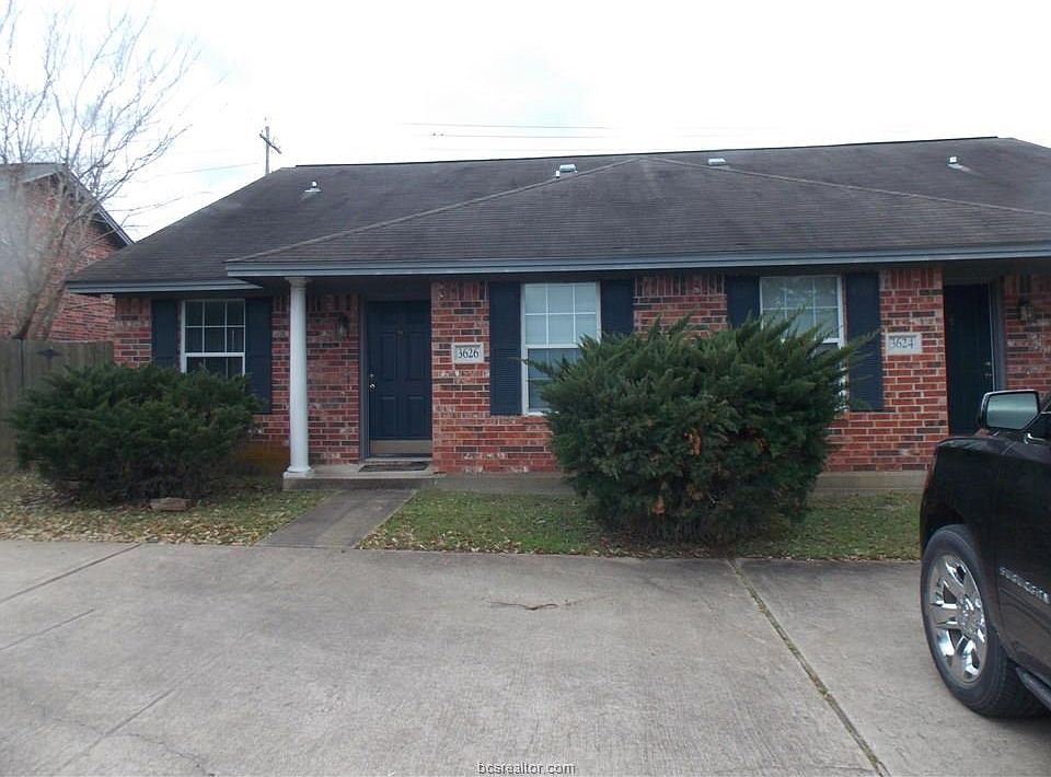 1st image of 3626 Hollyhock St
