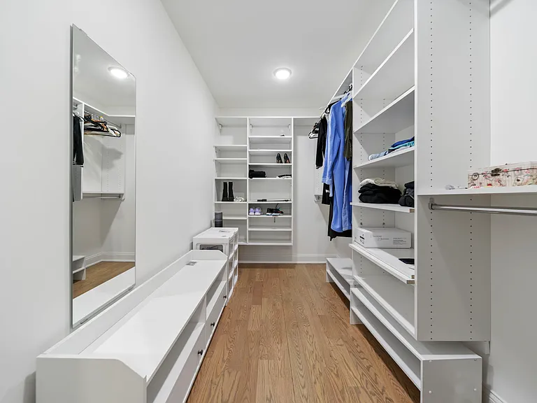 SPACIOUS CLOSETS