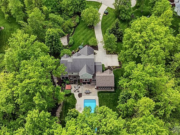 5th image of 8560 Black Oak Ct